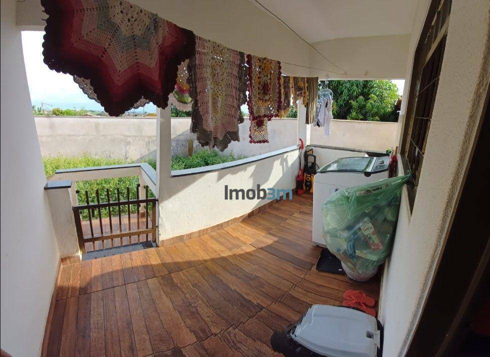 Casa à venda com 3 quartos, 94m² - Foto 18