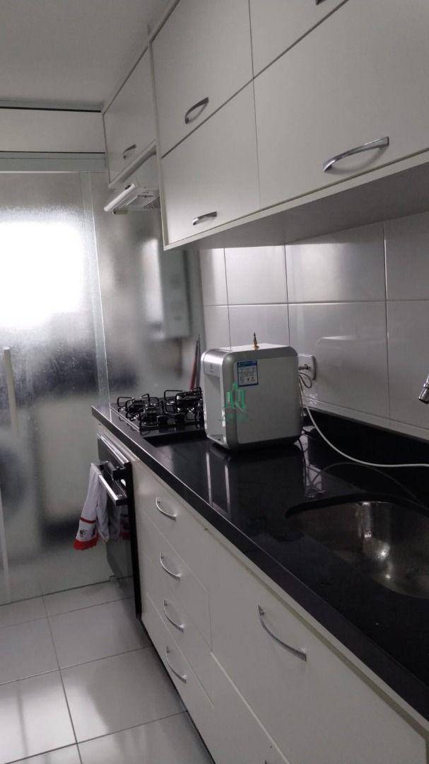 Apartamento à venda com 2 quartos, 63m² - Foto 5