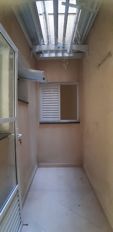 Apartamento à venda com 2 quartos, 58m² - Foto 13