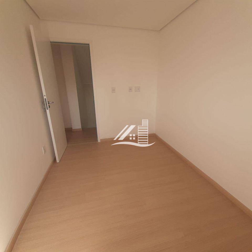 Sobrado à venda com 3 quartos, 188m² - Foto 9