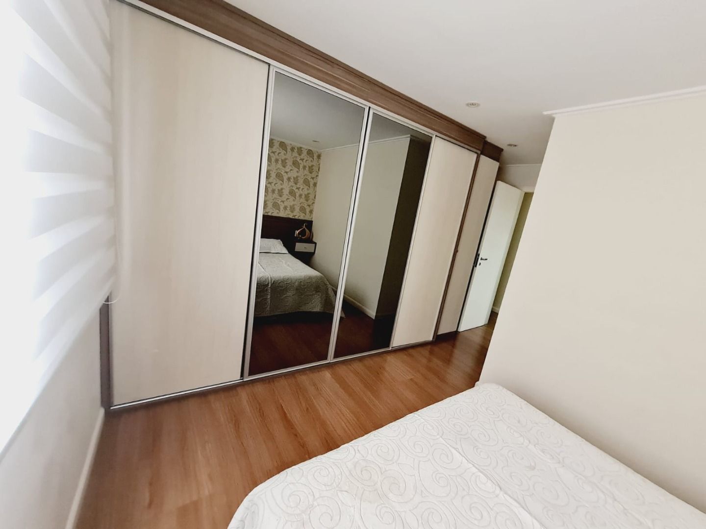 Apartamento à venda com 3 quartos, 115m² - Foto 3