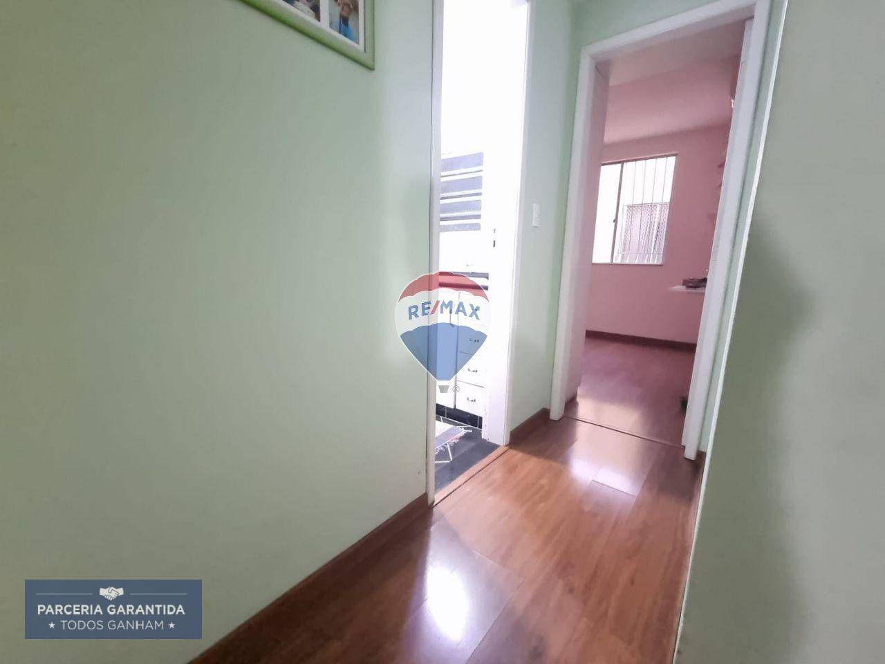 Apartamento à venda com 2 quartos, 64m² - Foto 12