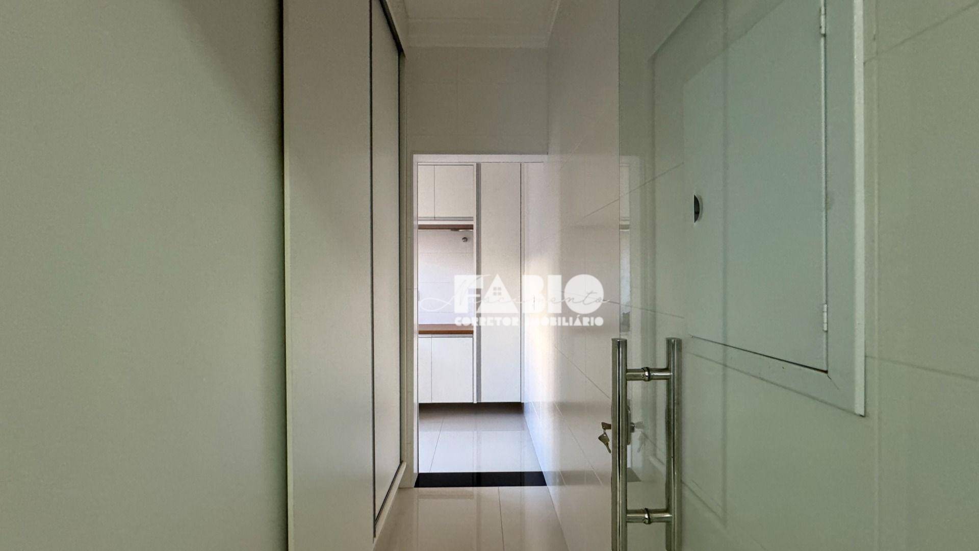 Casa de Condomínio à venda com 3 quartos, 207m² - Foto 19