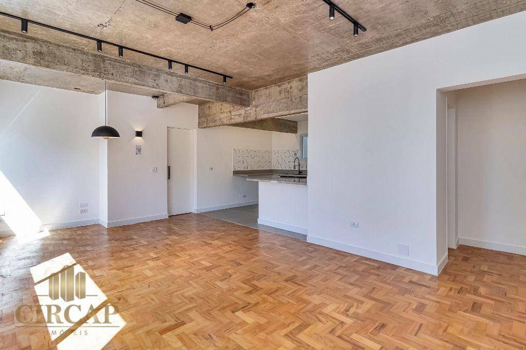 Apartamento à venda com 2 quartos, 100m² - Foto 2