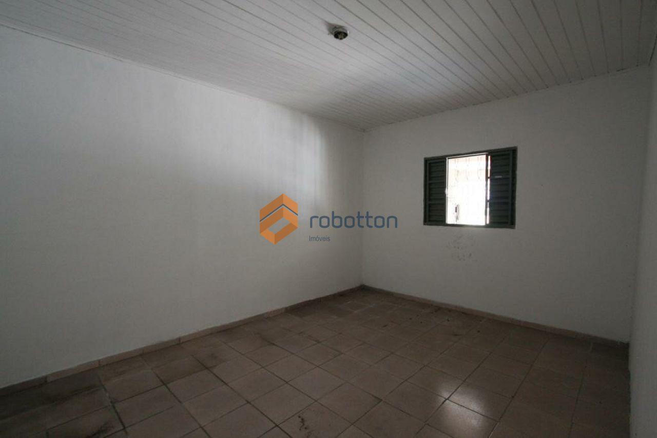 Casa para alugar com 2 quartos, 70m² - Foto 10