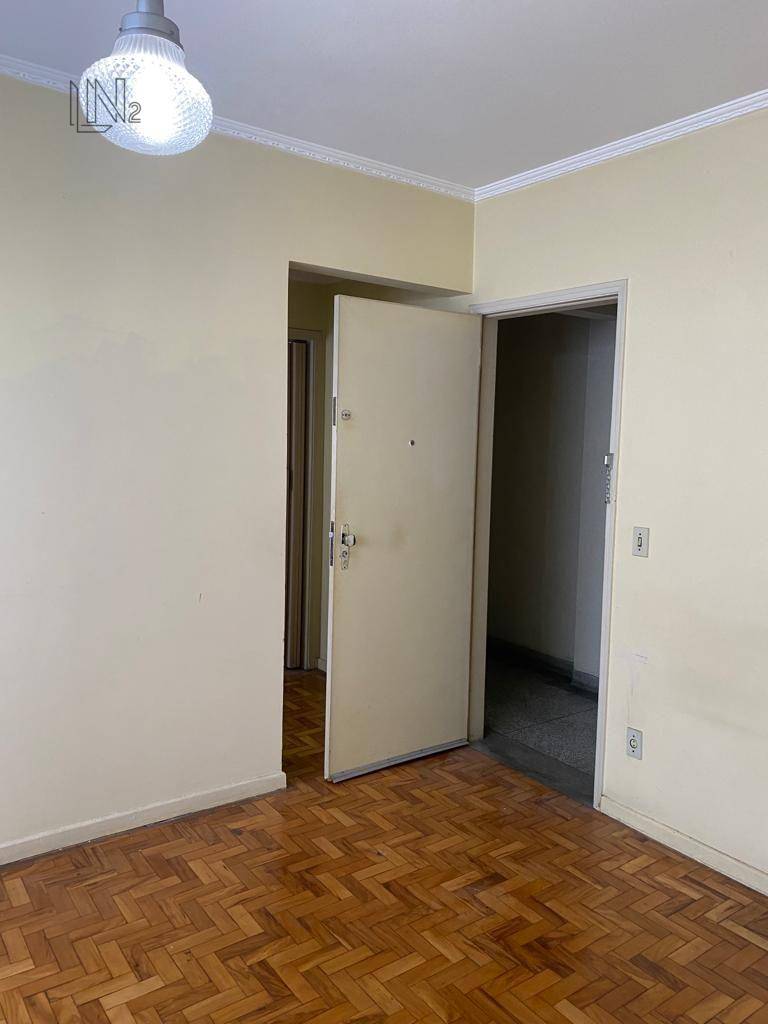 Apartamento à venda com 1 quarto, 58m² - Foto 1