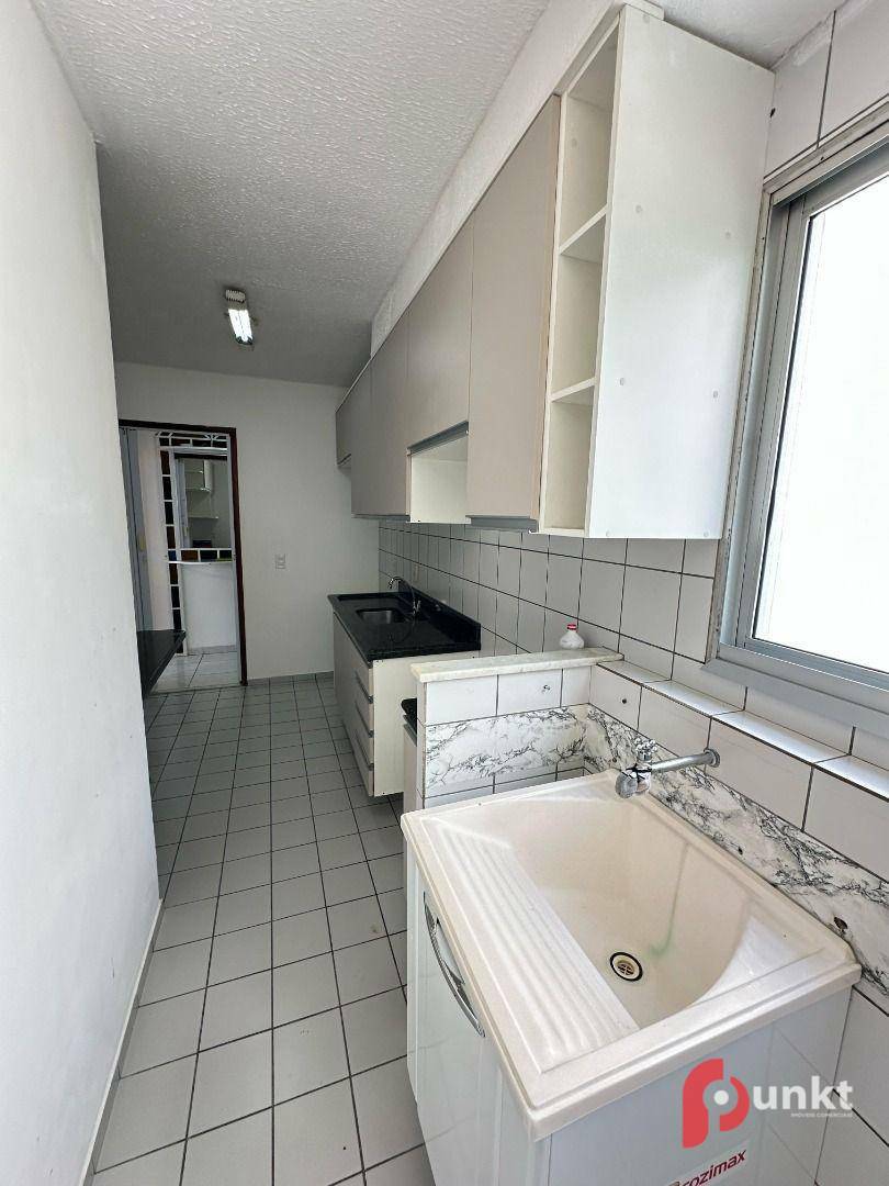 Apartamento para alugar com 3 quartos, 80m² - Foto 13