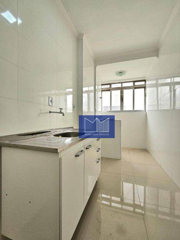 Apartamento à venda com 1 quarto, 45m² - Foto 11