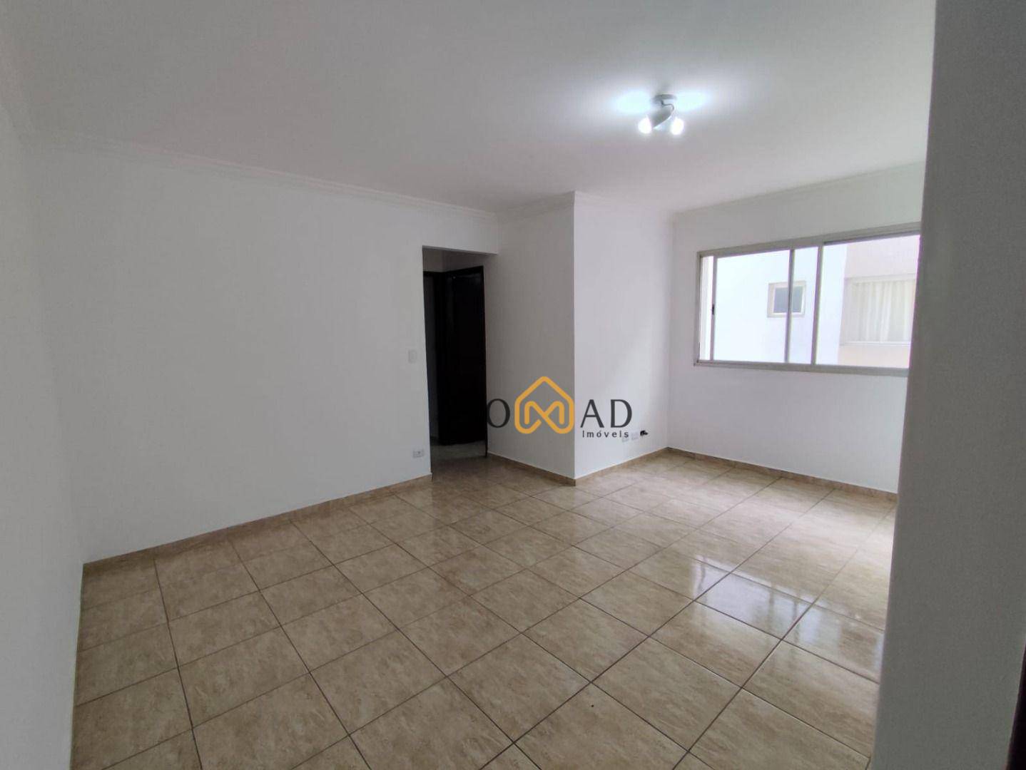 Apartamento à venda com 2 quartos, 110m² - Foto 1