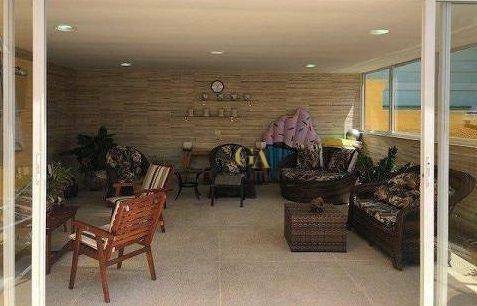 Casa de Condomínio à venda com 4 quartos, 550m² - Foto 8