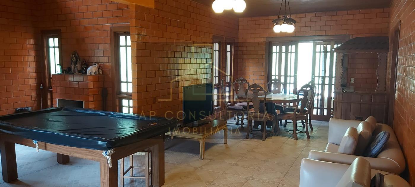 Chácara à venda com 4 quartos, 250m² - Foto 2
