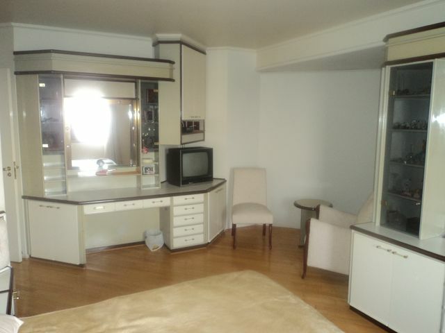 Apartamento à venda com 4 quartos, 340m² - Foto 15