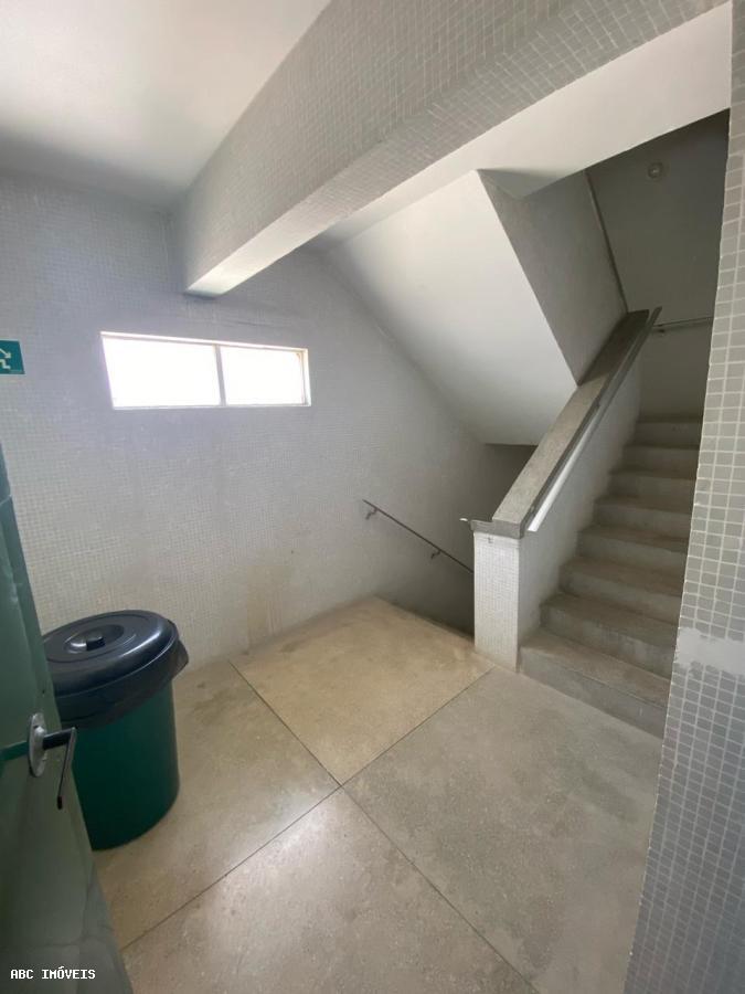 Apartamento à venda com 3 quartos, 138m² - Foto 7