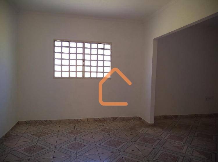 Casa à venda com 3 quartos, 140m² - Foto 7