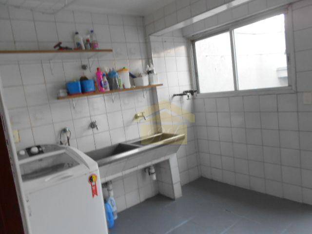 Sobrado à venda com 3 quartos, 213m² - Foto 32