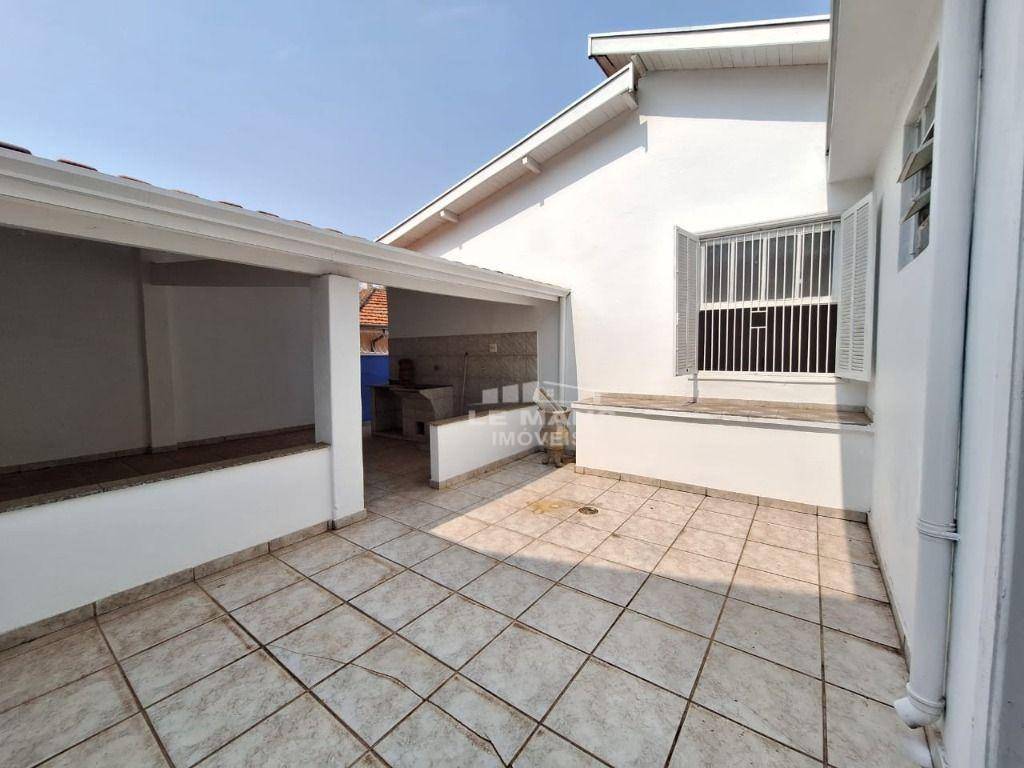 Casa à venda com 3 quartos, 122m² - Foto 4