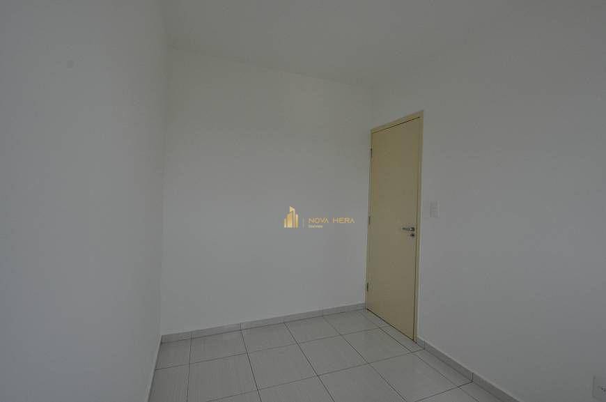 Apartamento à venda com 3 quartos, 75m² - Foto 12