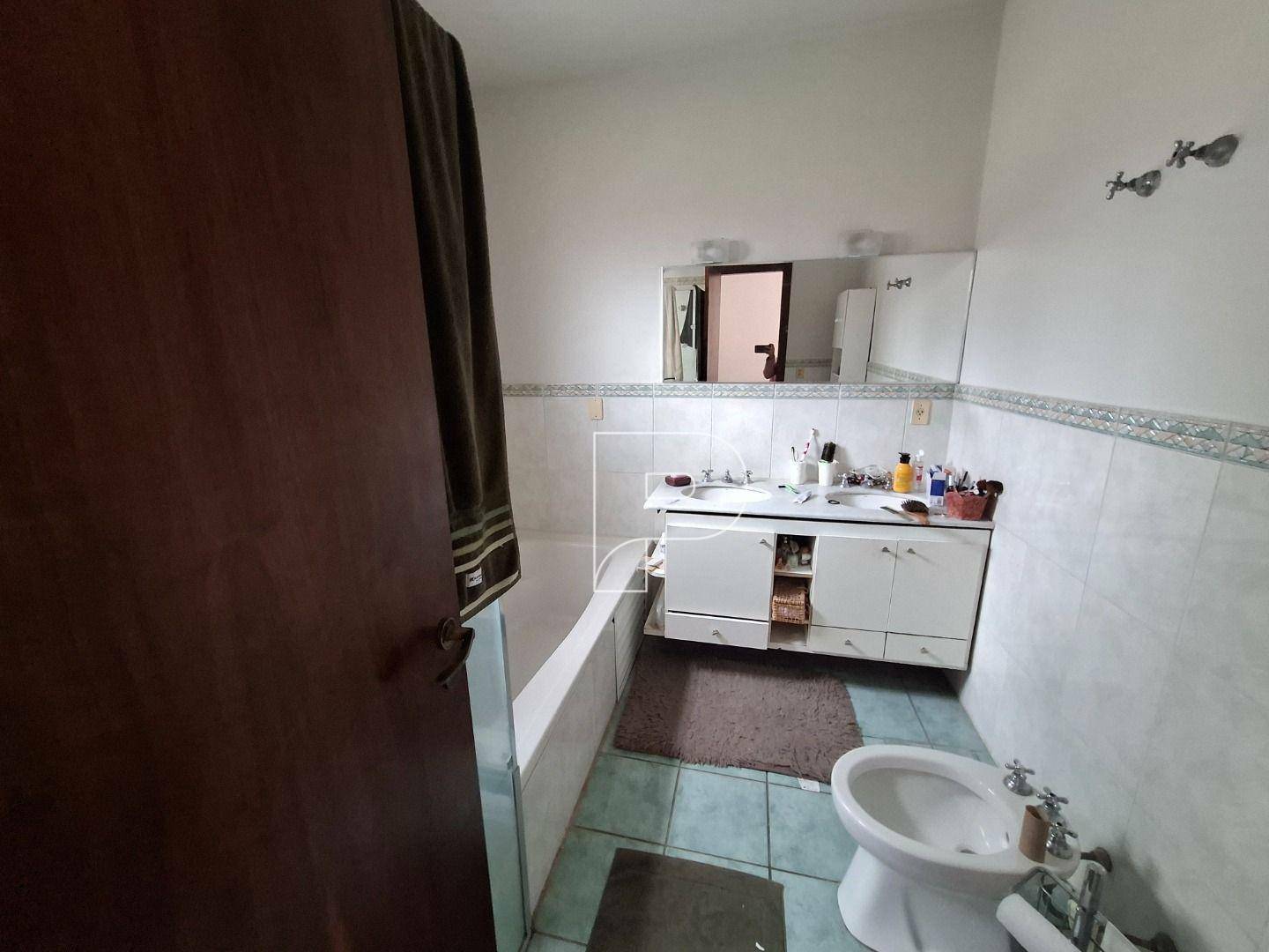 Casa de Condomínio à venda com 4 quartos, 224m² - Foto 32