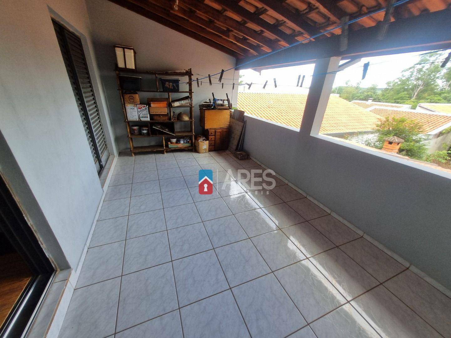 Casa à venda com 4 quartos, 135m² - Foto 17