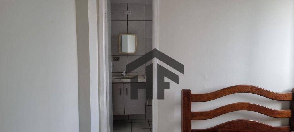 Apartamento à venda e aluguel com 3 quartos, 96m² - Foto 11