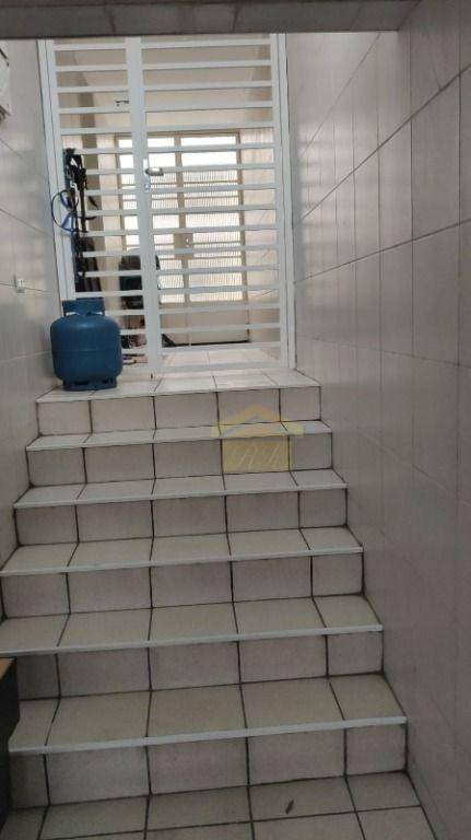 Sobrado à venda com 3 quartos, 100m² - Foto 15