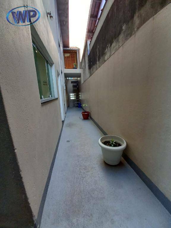 Sobrado à venda com 2 quartos, 240m² - Foto 14