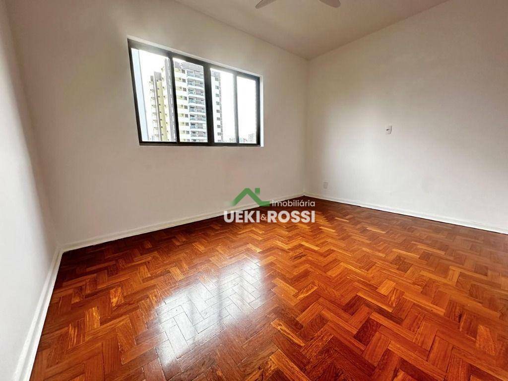 Apartamento à venda com 3 quartos, 84m² - Foto 11