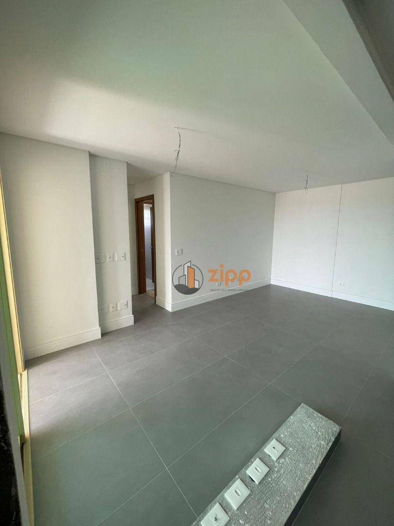 Apartamento à venda com 2 quartos, 74m² - Foto 1