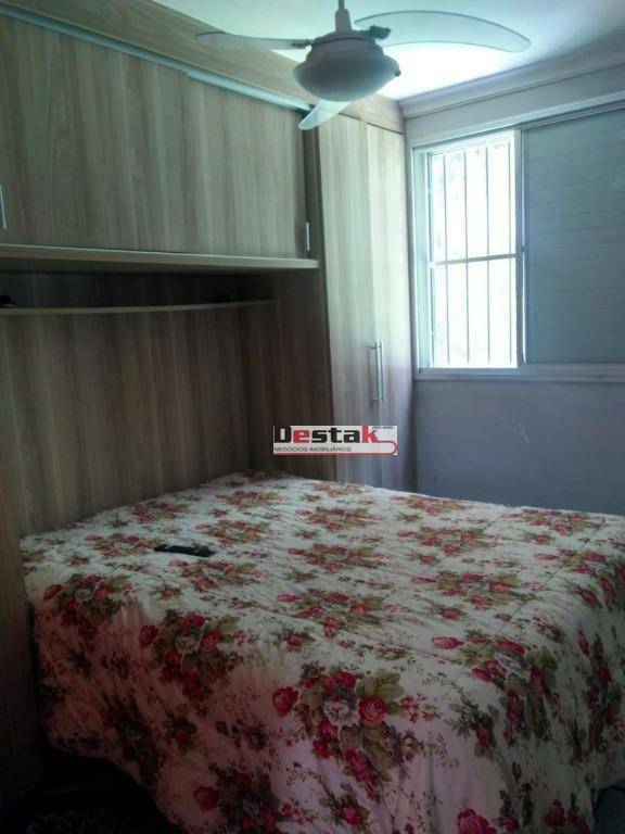 Apartamento à venda com 2 quartos, 48m² - Foto 12