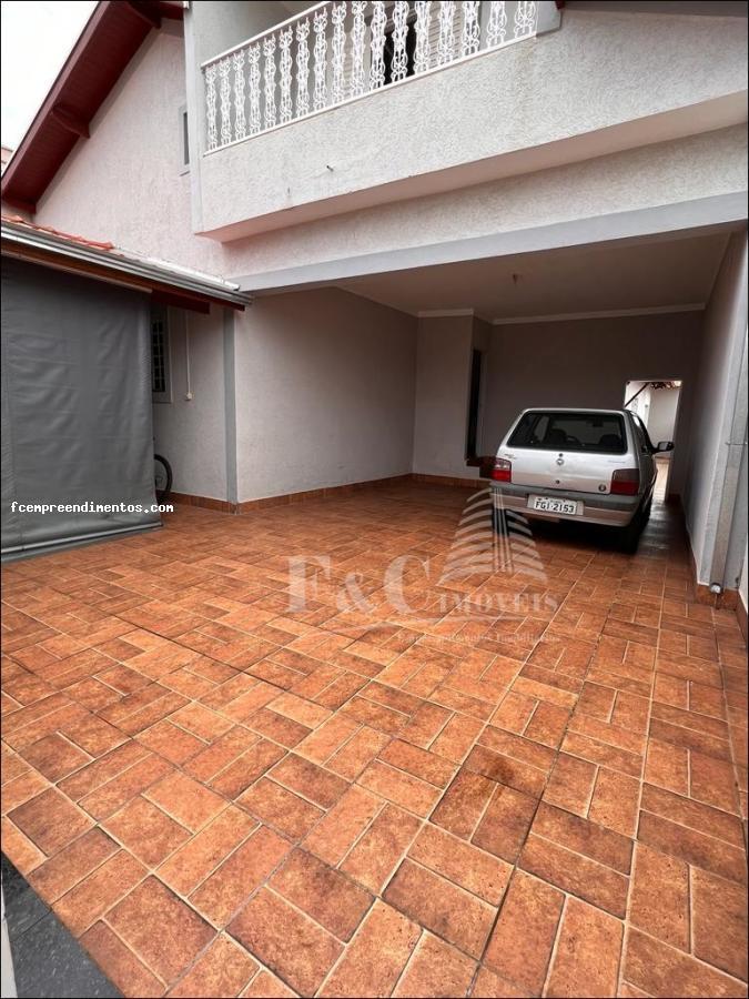 Casa à venda com 3 quartos, 250m² - Foto 3