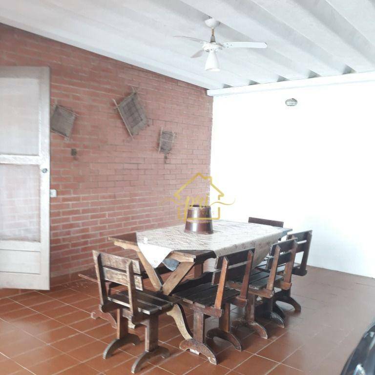 Casa à venda com 3 quartos, 150m² - Foto 2