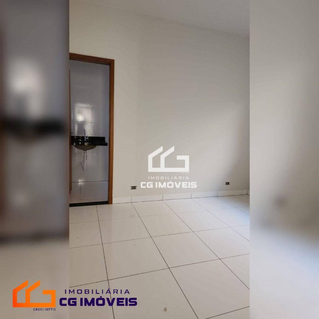 Casa à venda com 2 quartos, 88m² - Foto 4