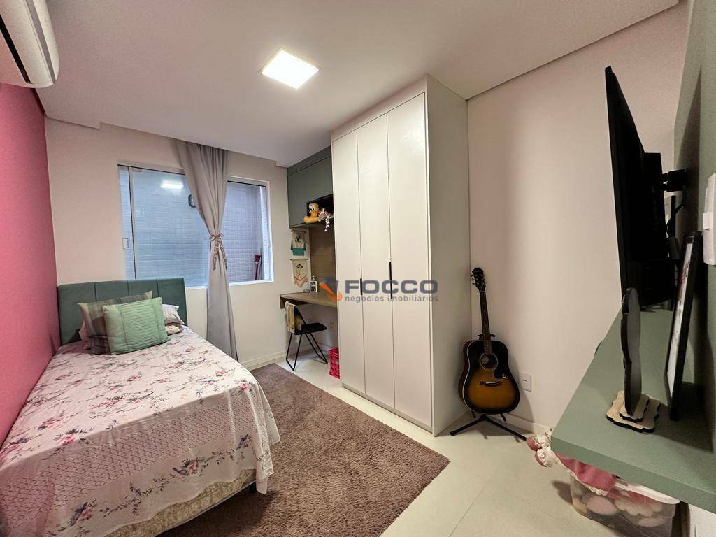 Apartamento à venda com 3 quartos, 95m² - Foto 13