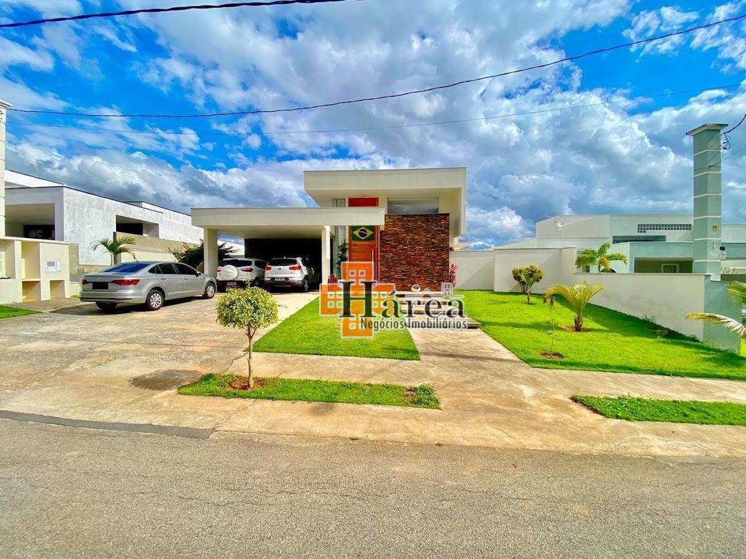 Casa de Condomínio à venda com 3 quartos, 338m² - Foto 2