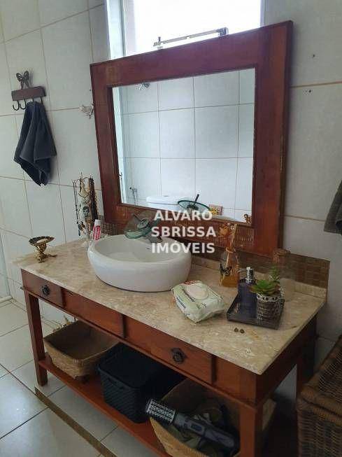 Casa de Condomínio à venda com 4 quartos, 350m² - Foto 13