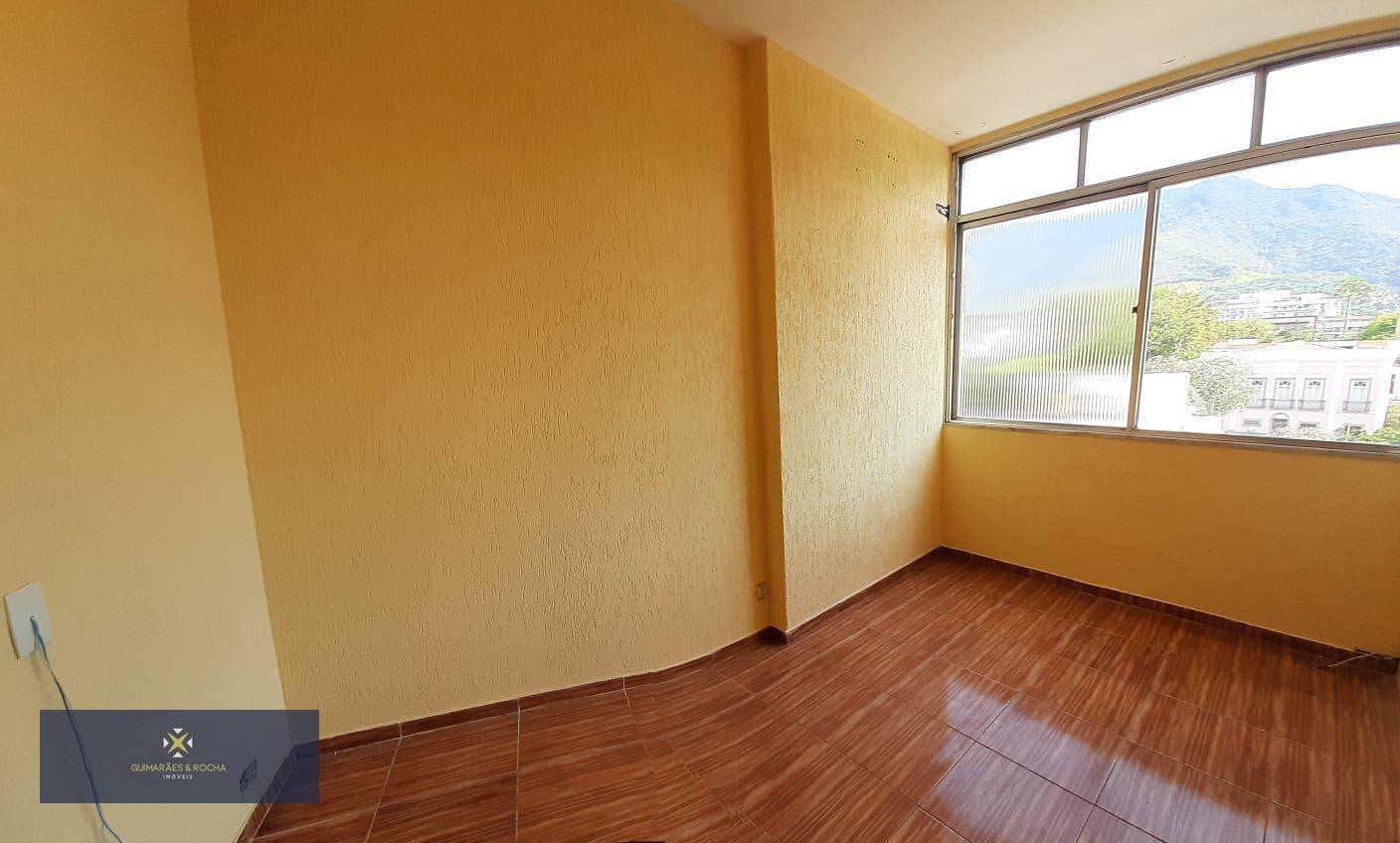 Apartamento à venda com 3 quartos, 70m² - Foto 3