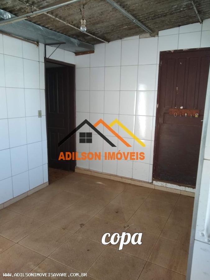 Casa à venda com 5 quartos, 203m² - Foto 4