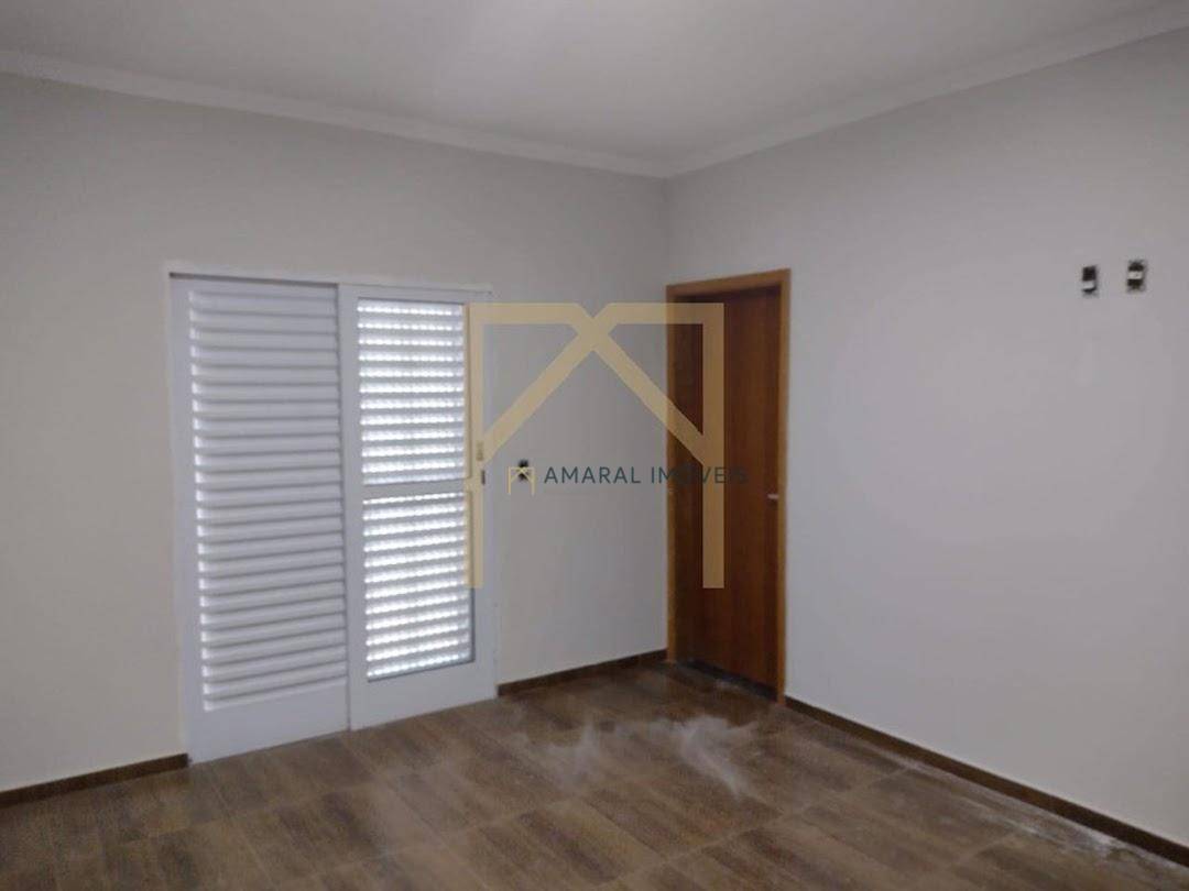 Casa à venda com 3 quartos, 107m² - Foto 11