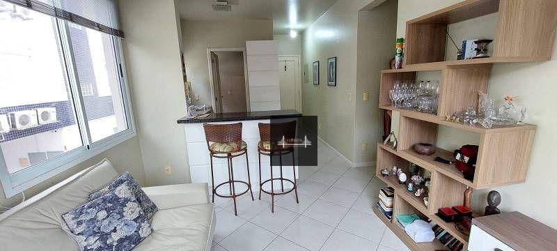 Apartamento à venda com 2 quartos, 62m² - Foto 5