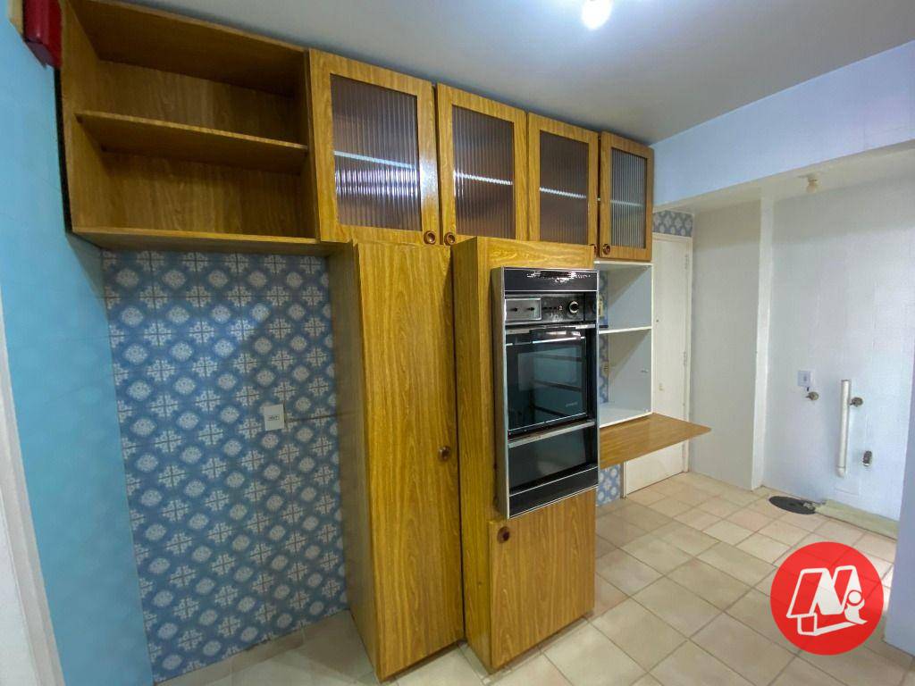 Apartamento para alugar com 3 quartos, 106m² - Foto 8