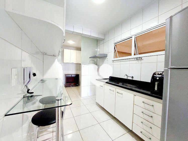 Apartamento para alugar com 3 quartos, 100m² - Foto 14