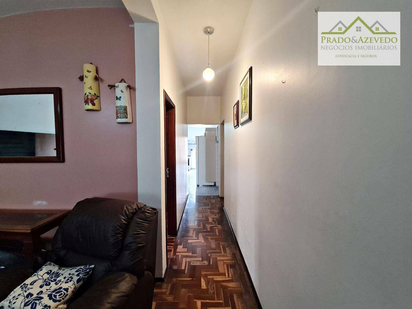 Casa à venda com 3 quartos, 90m² - Foto 4