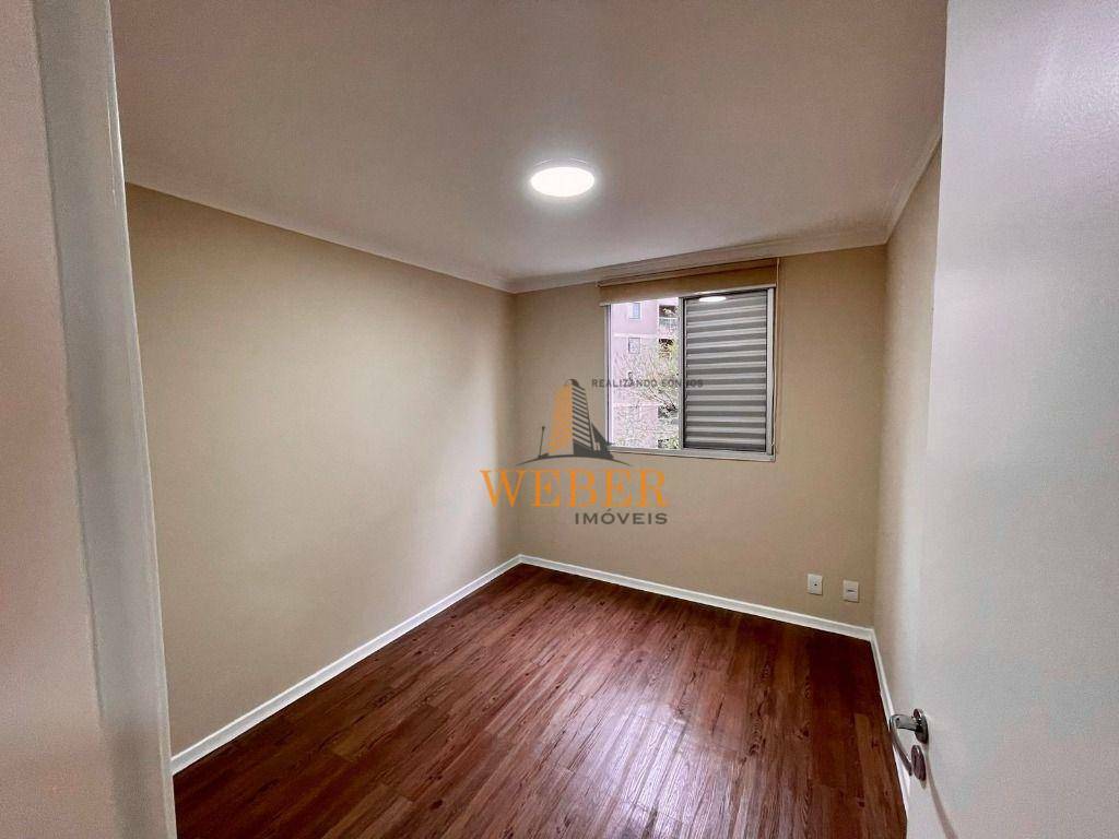 Apartamento à venda com 3 quartos, 68m² - Foto 11