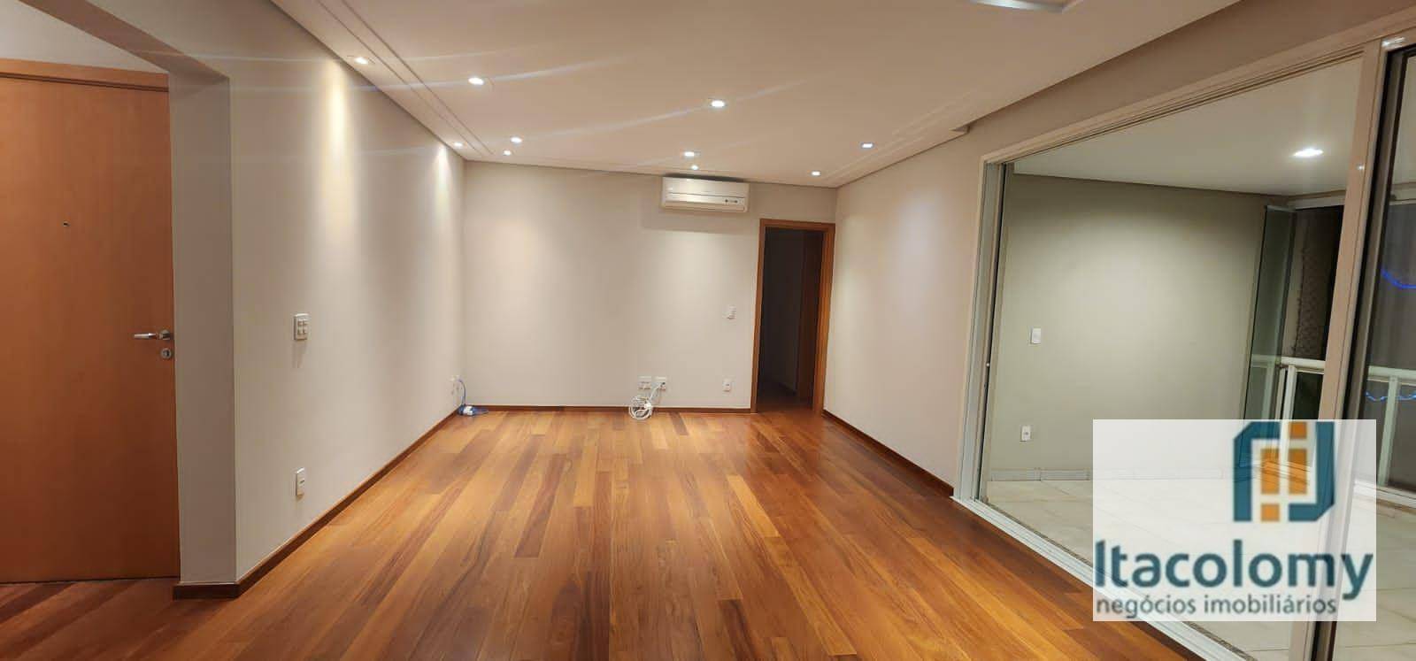 Apartamento à venda com 4 quartos, 156m² - Foto 7