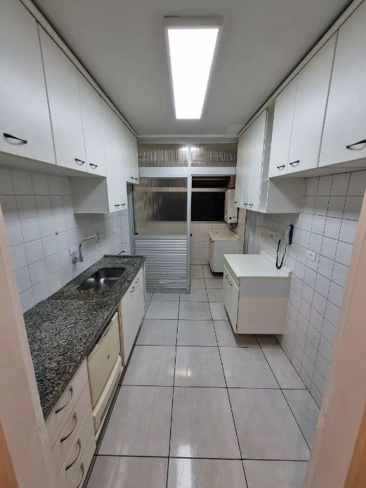 Apartamento à venda com 3 quartos, 117m² - Foto 3