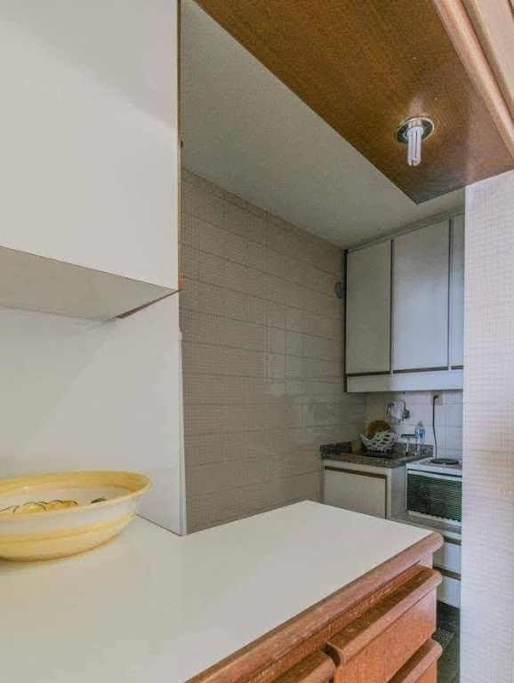 Apartamento à venda e aluguel com 1 quarto, 40m² - Foto 6