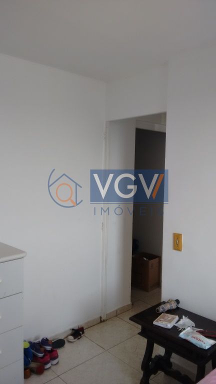 Apartamento para alugar com 2 quartos, 53m² - Foto 11