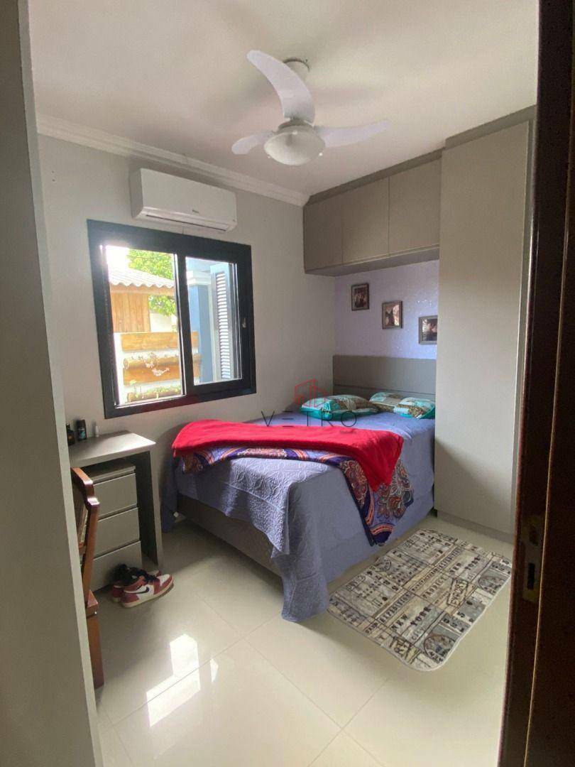 Casa à venda com 3 quartos, 300m² - Foto 8