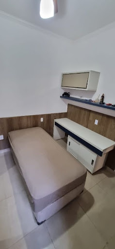 Casa à venda com 3 quartos, 180m² - Foto 3