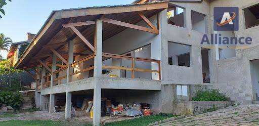 Casa de Condomínio à venda com 4 quartos, 300m² - Foto 4